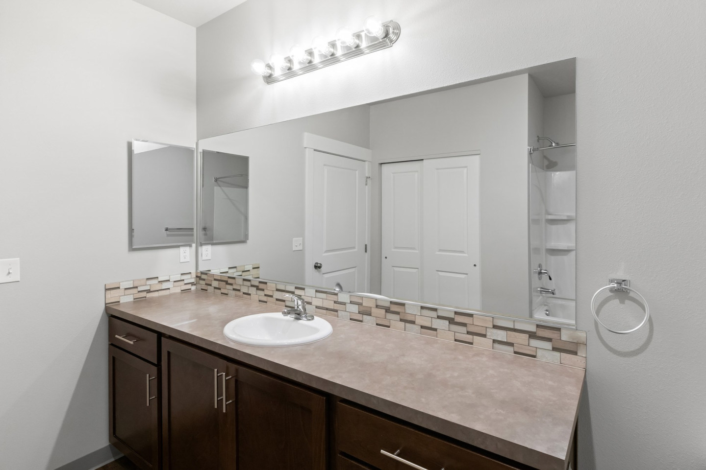 The Brix Apartments Image 39