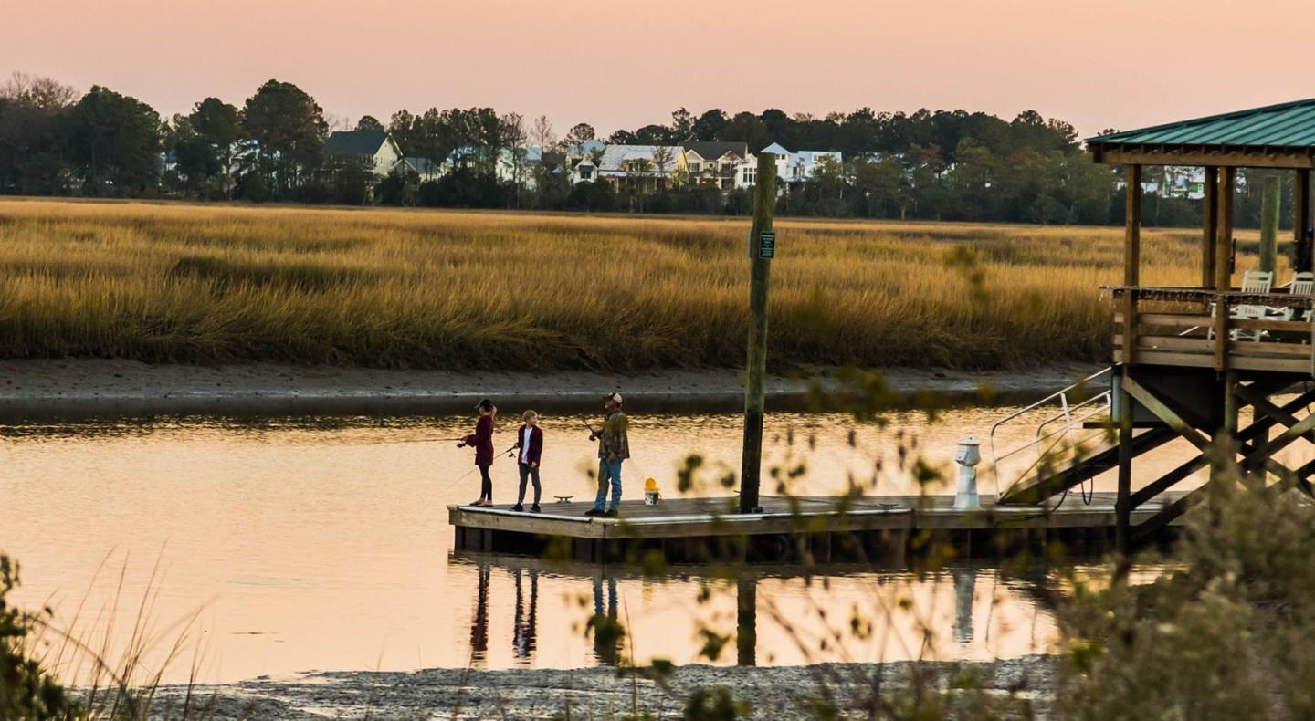 Sweetwater Waterfront Apartment Homes Image 8