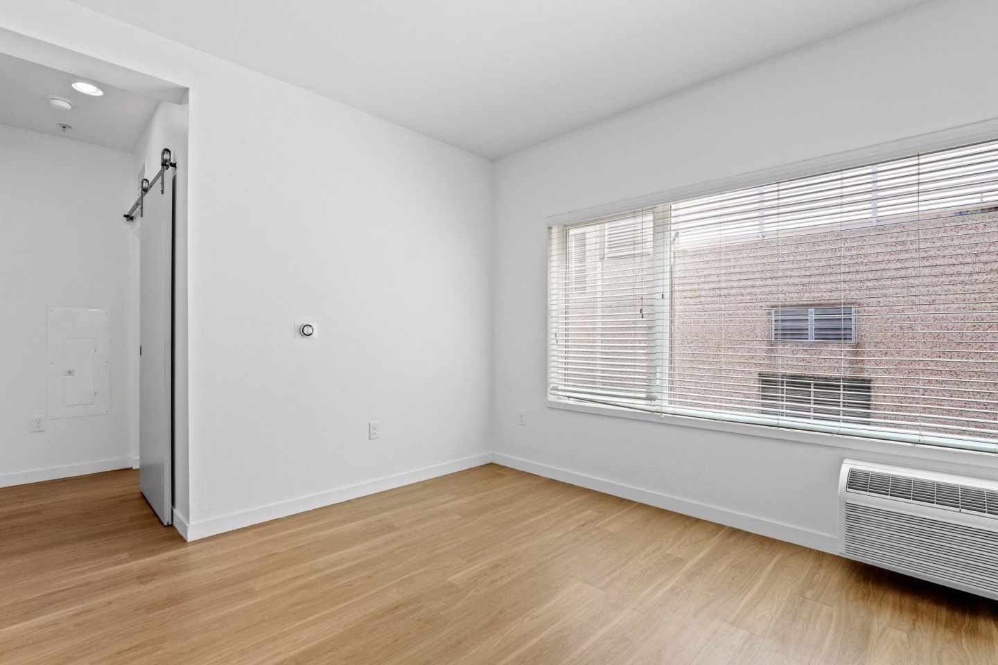Eliot Flats Image 13