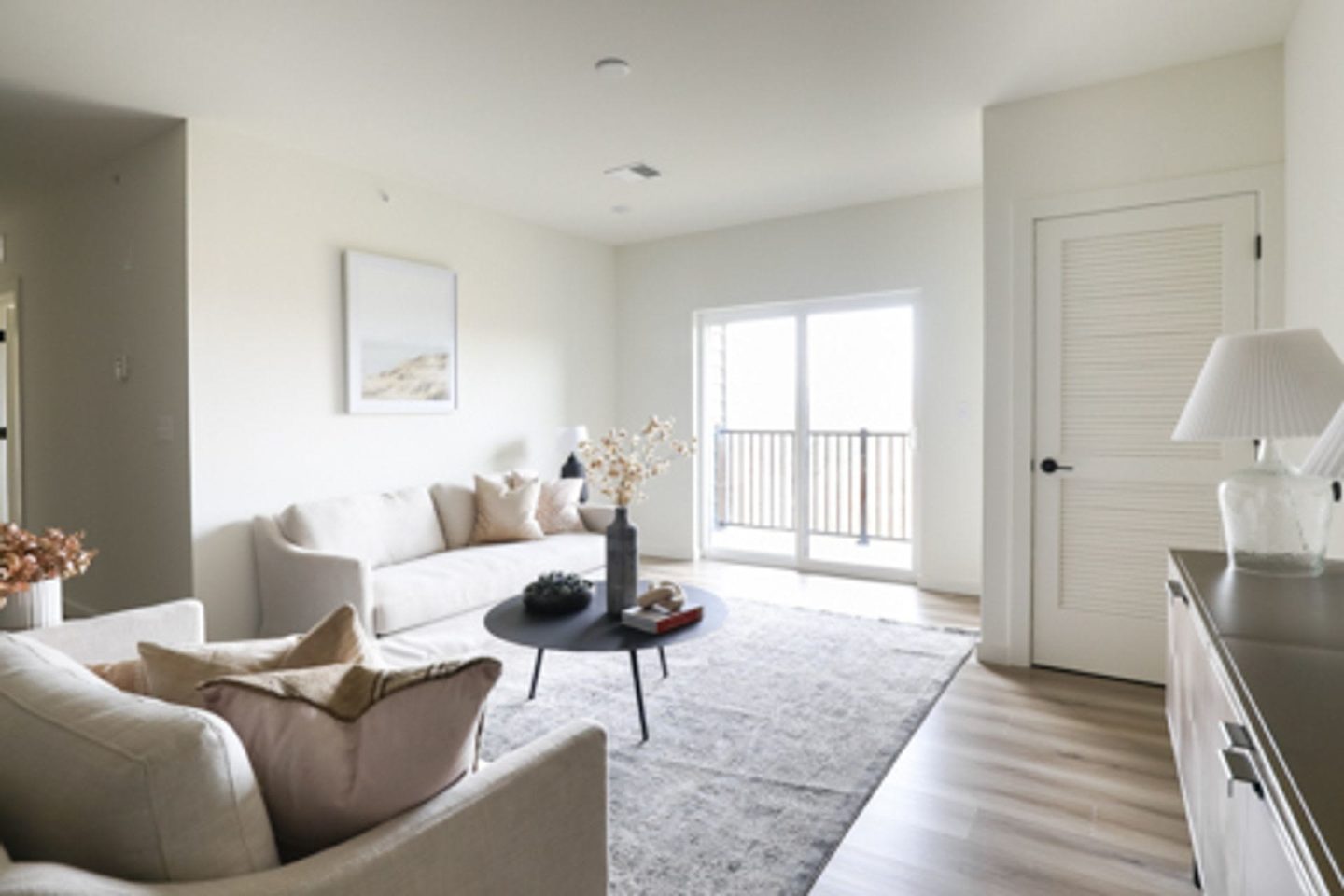 The Flats at Hampden Image 8
