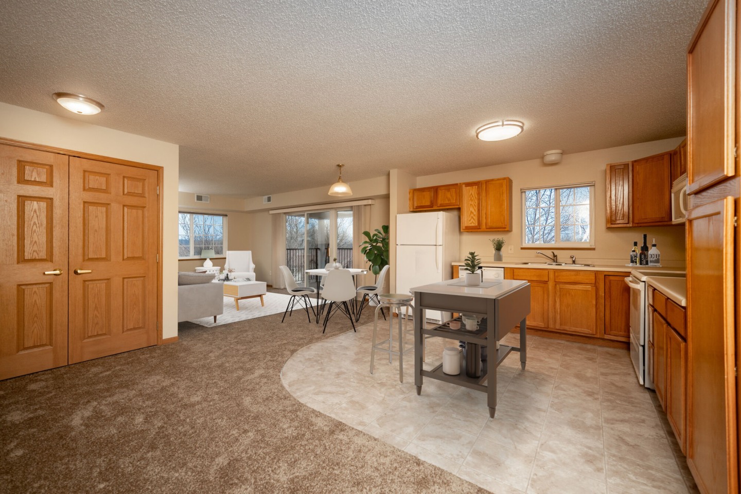 River Oak Heights Image 3