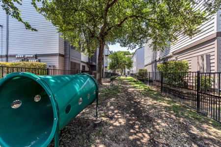 Azure Urban Living Image 30