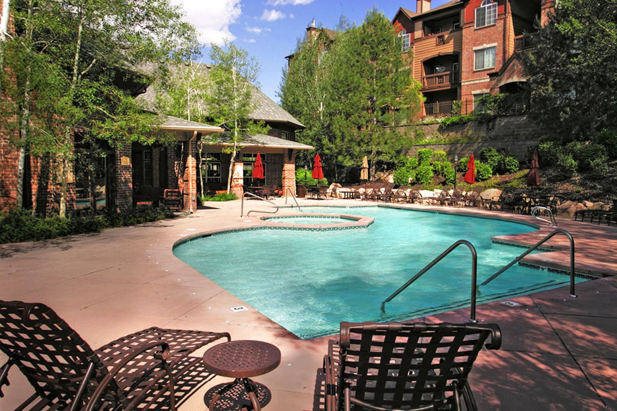 Pinnacle Highland Apartments Image 3
