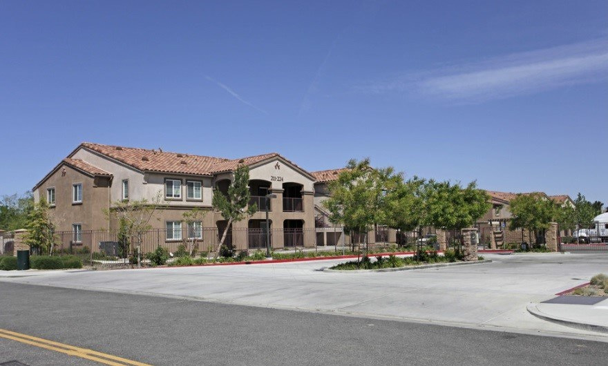 Twin Palm Apartments Image 4