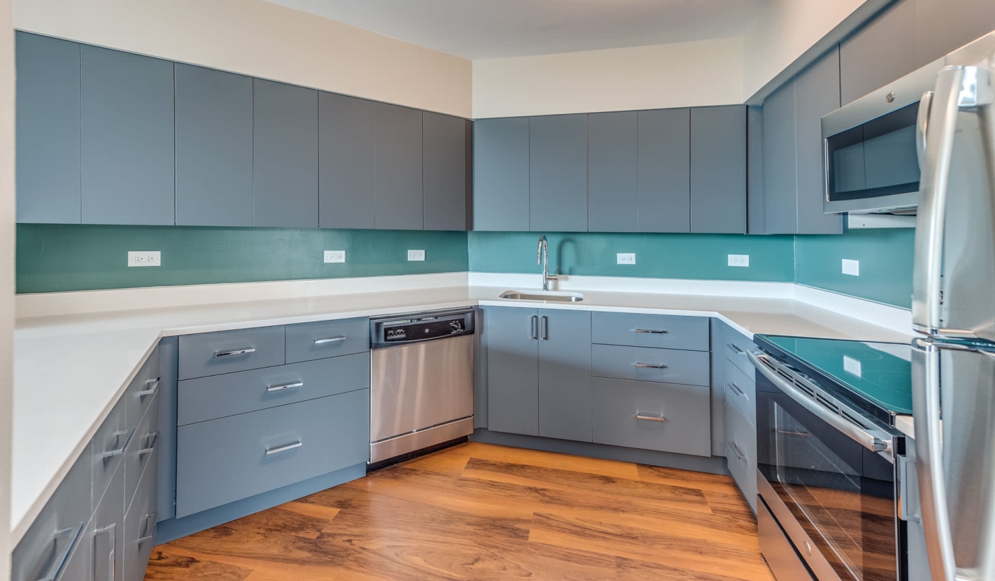 Evanston Place Apartments Image 3