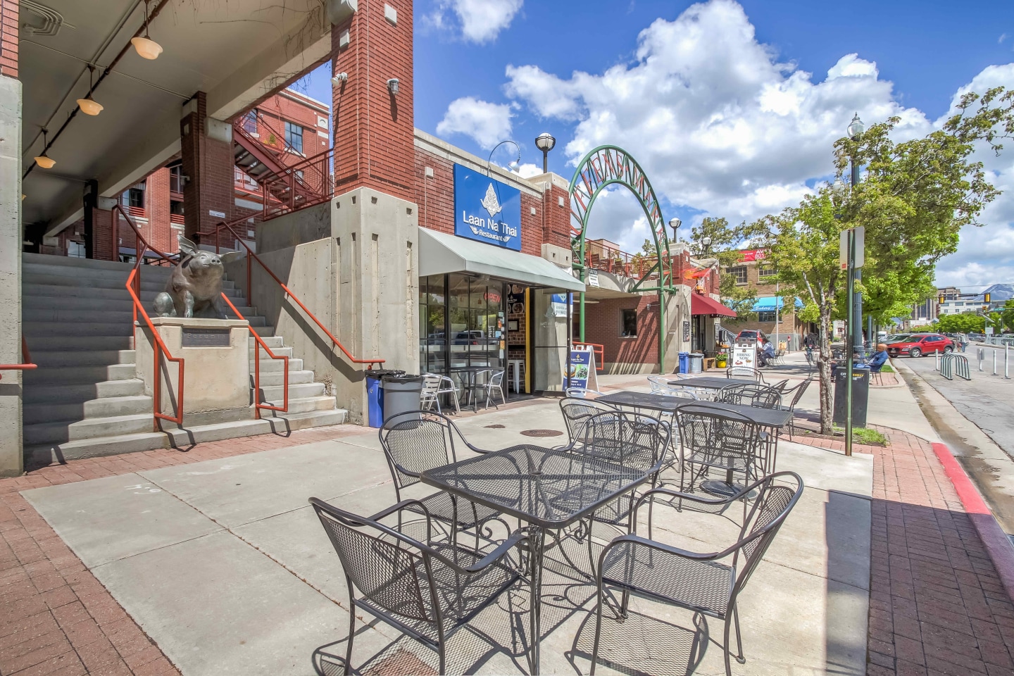 Pierpont By Urbana Image 70