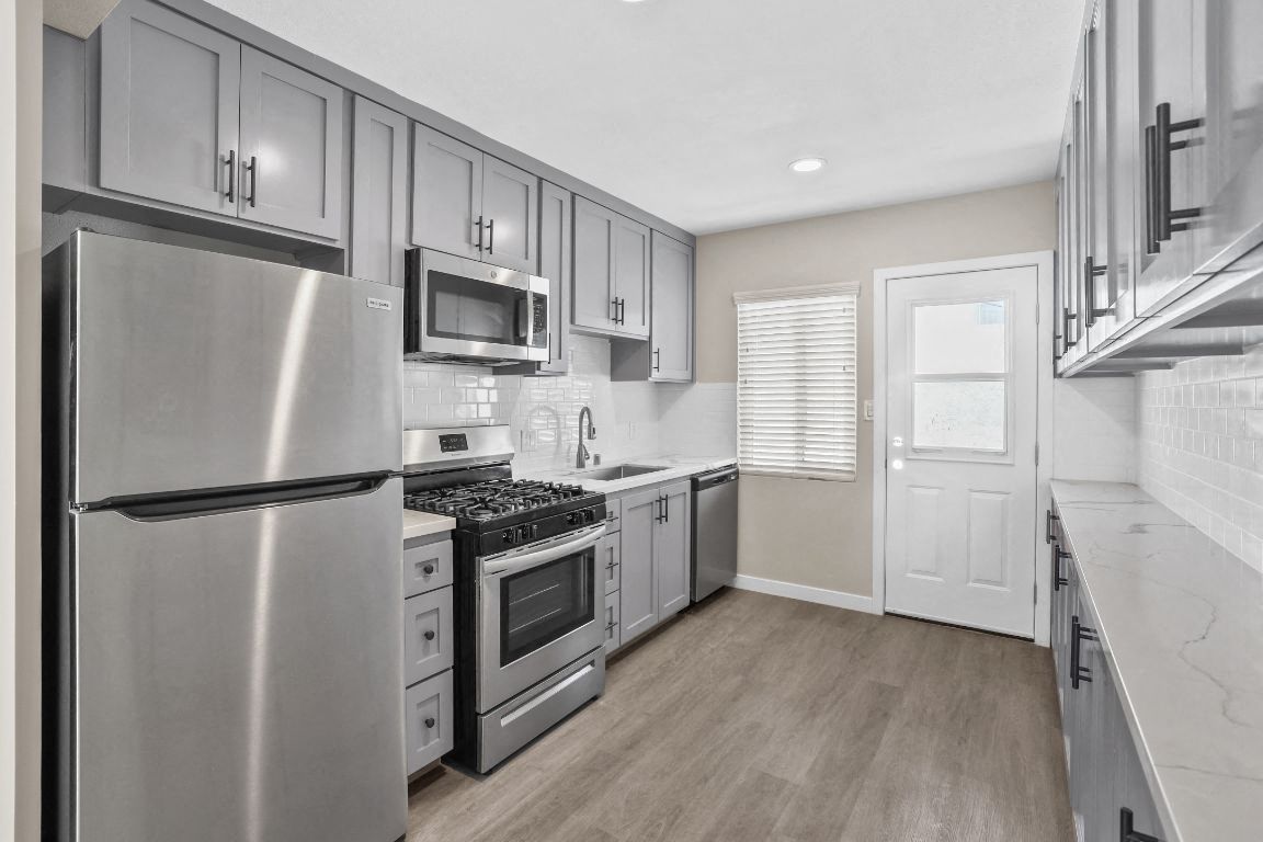 311 Apartment Homes Image 11