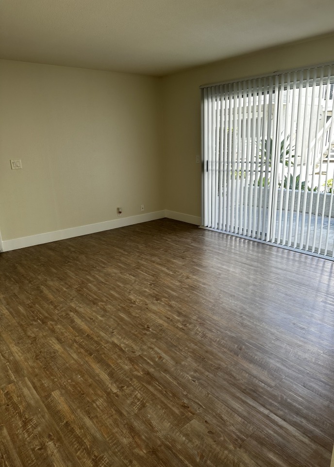 Newport Seacrest Apartments Image 9