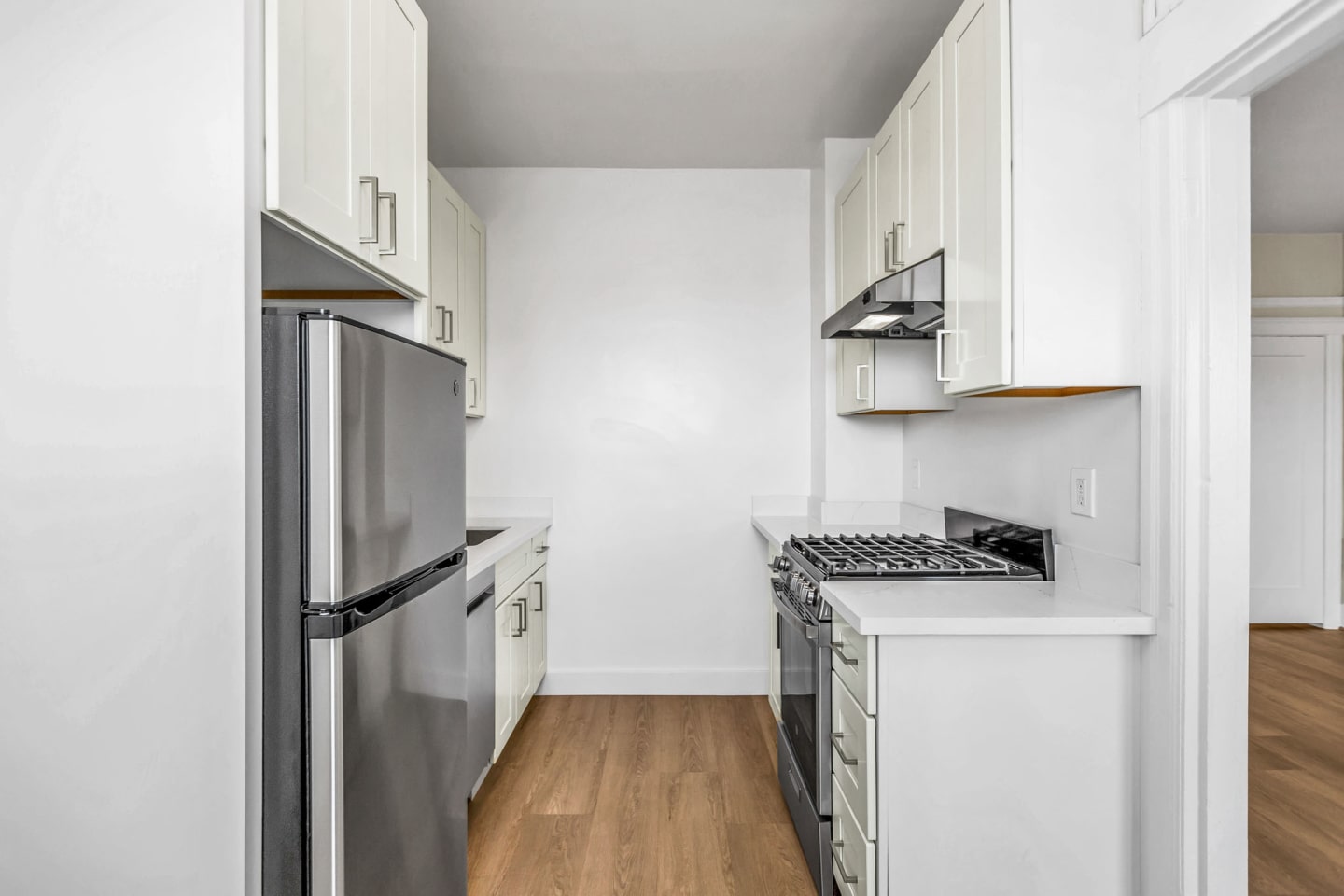 1720 Leavenworth Street Image 3