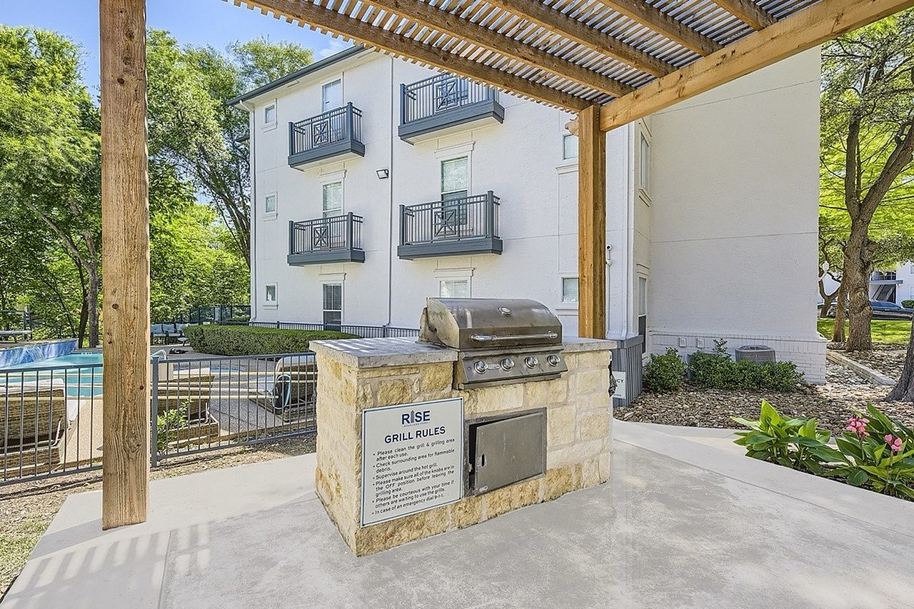 Rise Highland Park Image 71