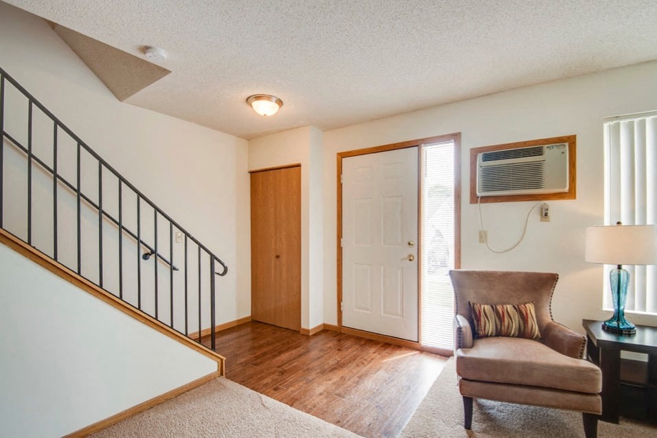 Eagle Creek Townhomes Image 3