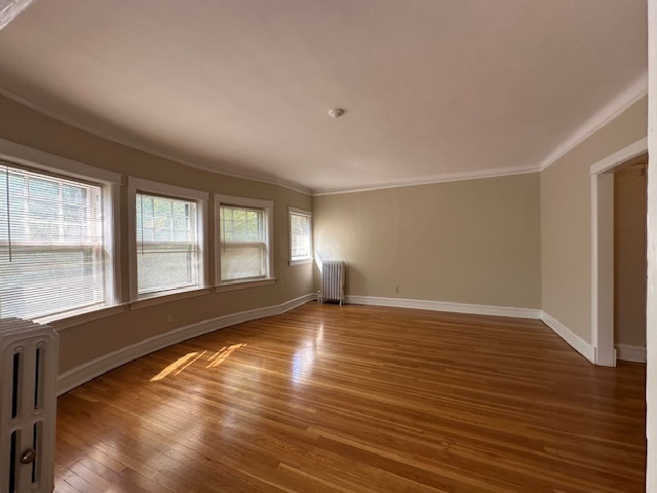 2534 N Prospect Avenue Image 2