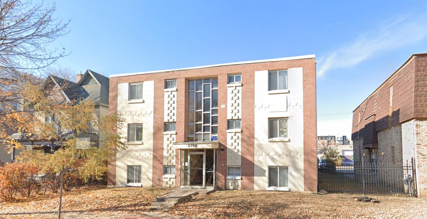 2926 Harriet Ave S Image 7