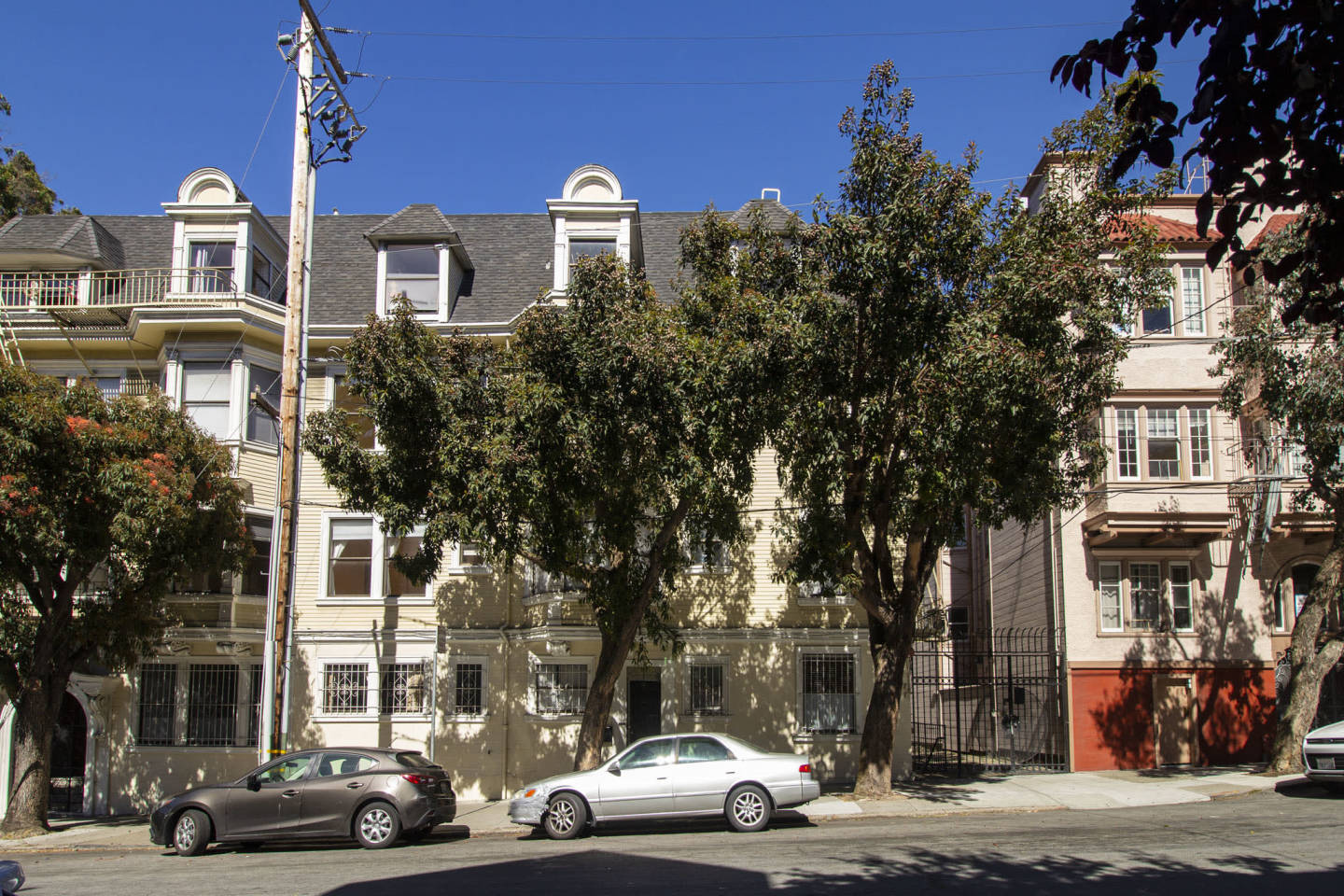 Oak Shrader Apartments Image 17