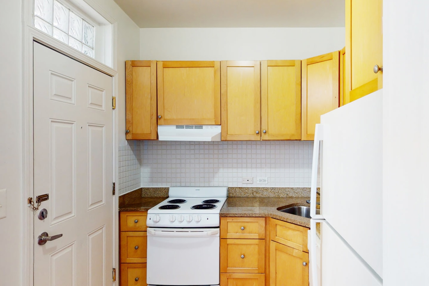 Kenwood Court Image 5