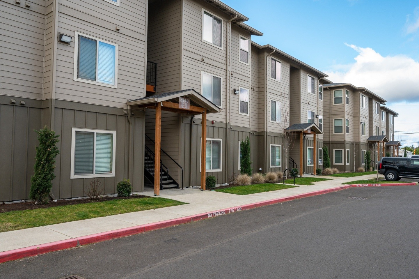 Willow Tree Place Apartments Image 8
