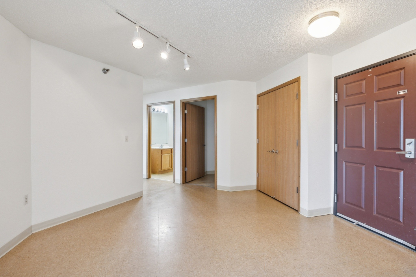 Lakewood Apartments Image 16