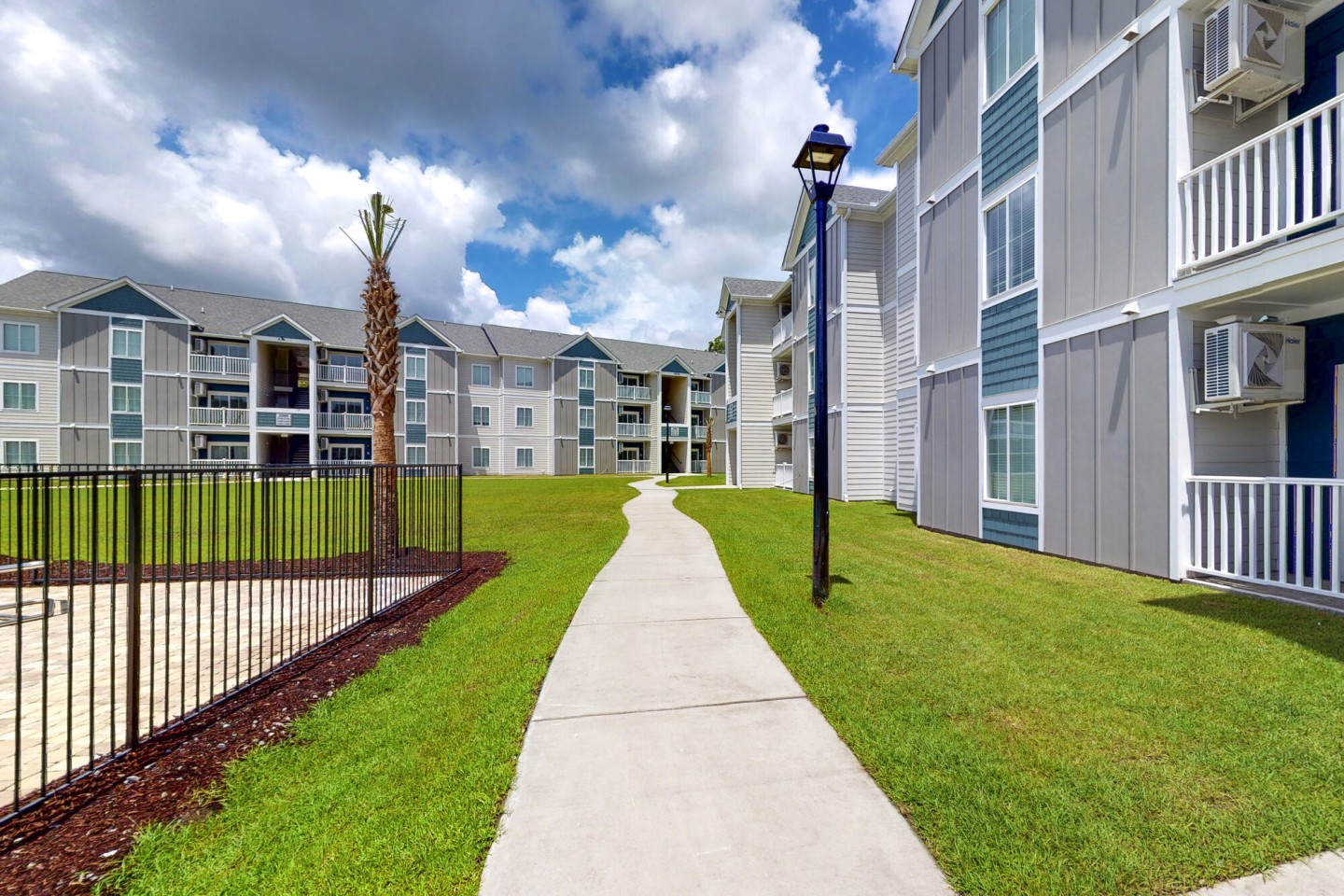Coastal Club Apartments Image 54