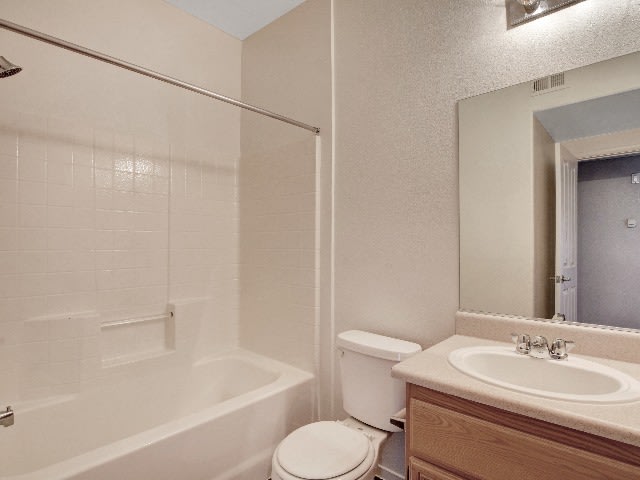 Tierra Villas at Lone Mountain Image 15
