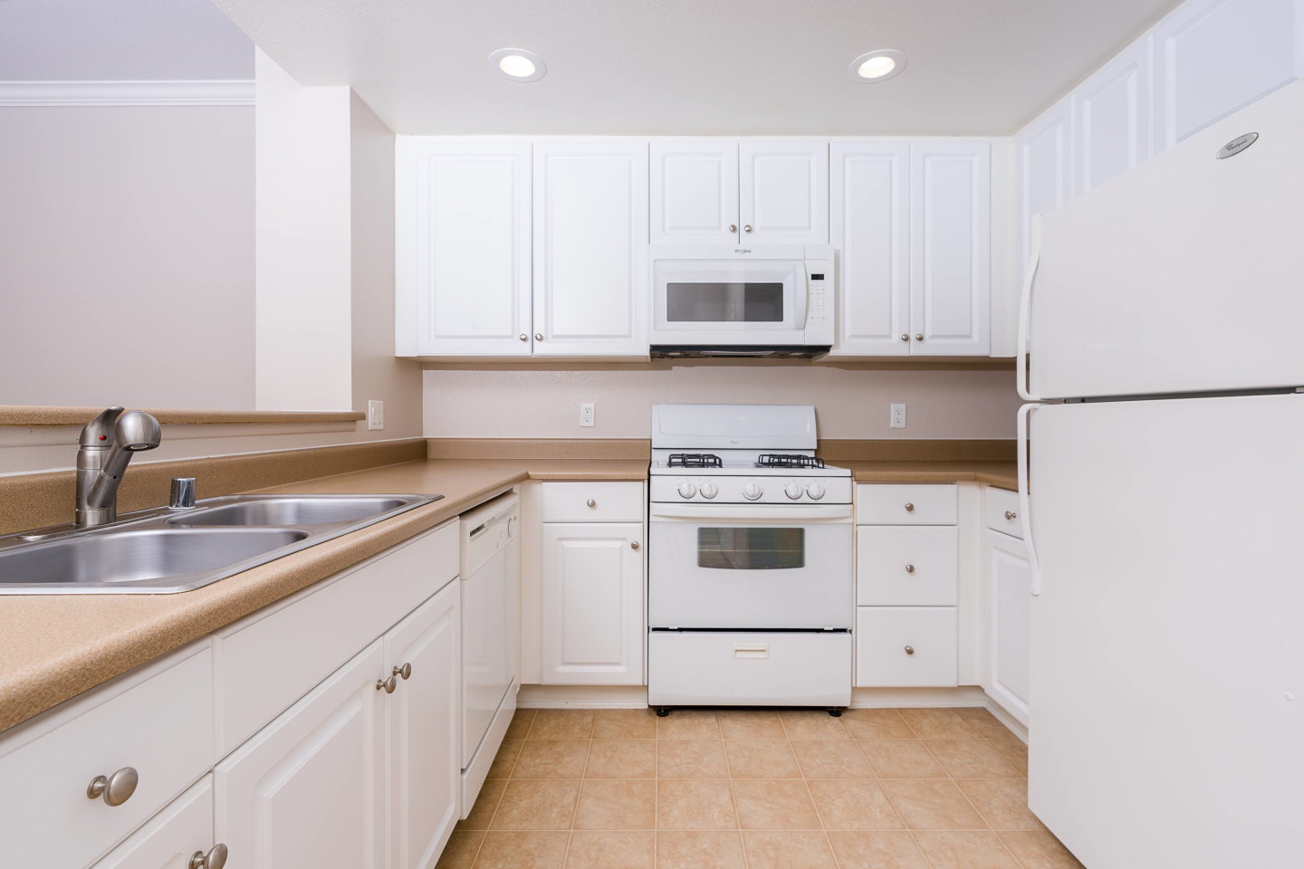 College Park Apartment Homes Image 60