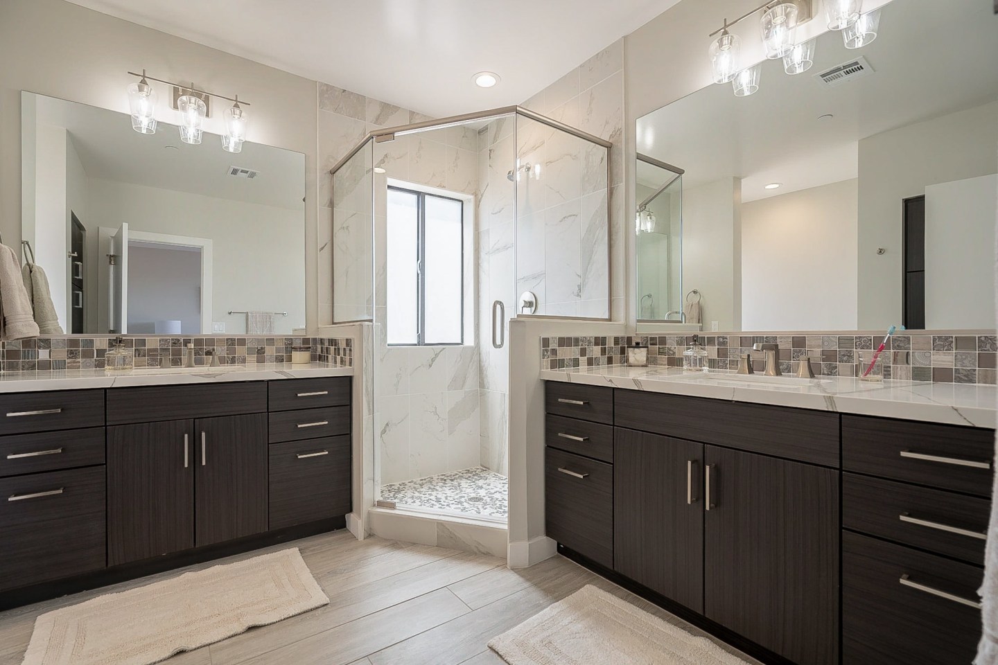 Roosevelt Luxury Townhomes Image 5