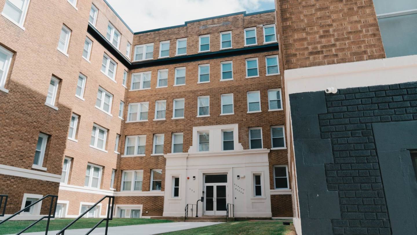 Howard Manor - Affordable Housing Image 3