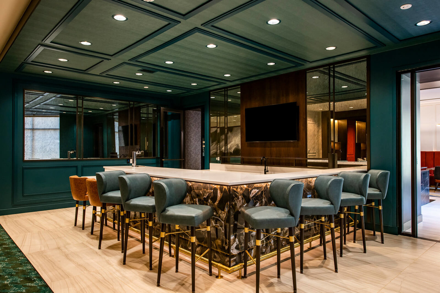 Residences at Galleria Image 35