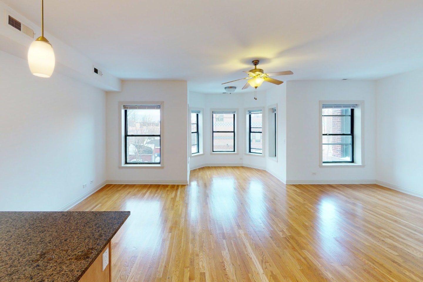 5400-5408 S. Ingleside Avenue Image 15