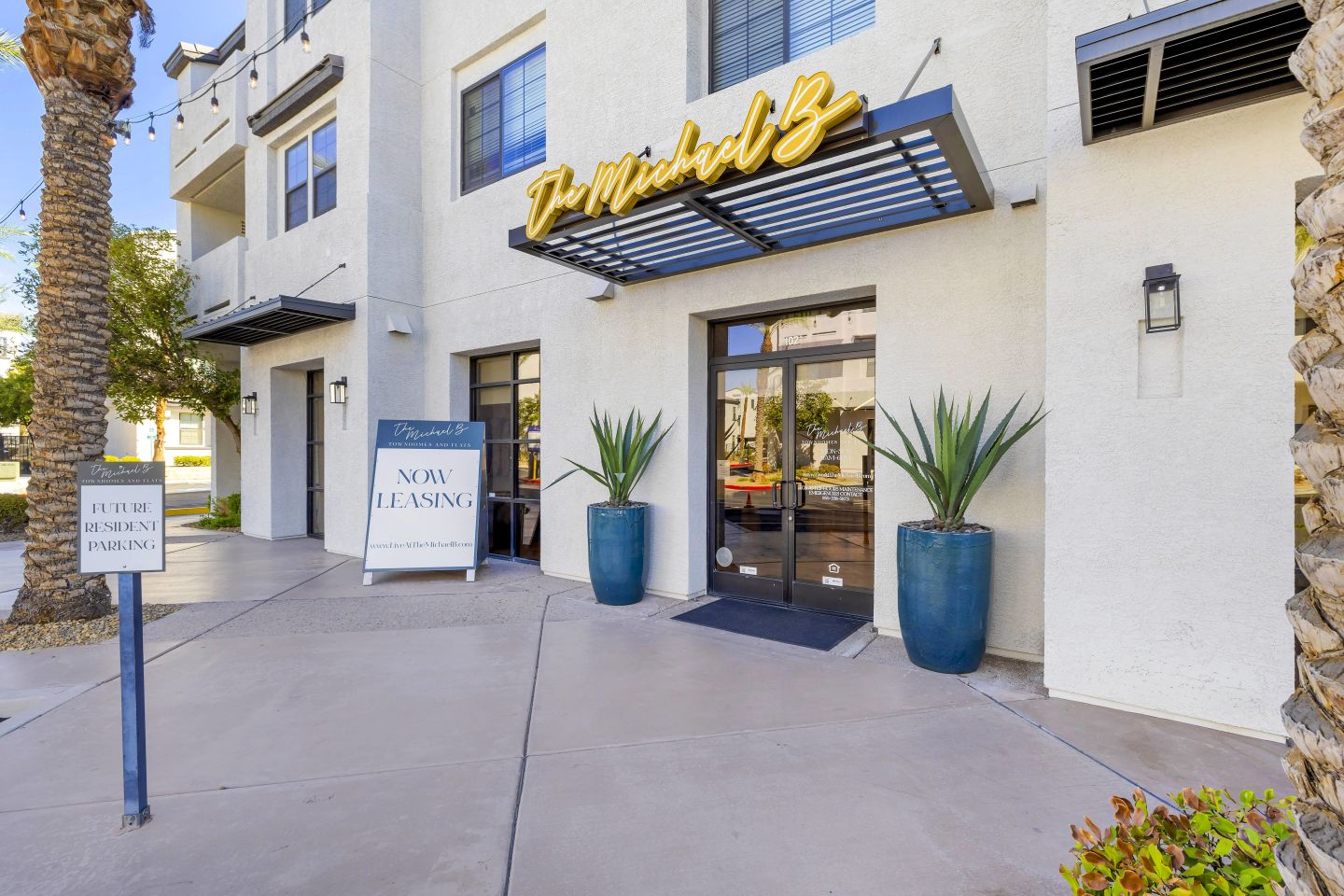 The Michael B Townhomes and Flats Image 5