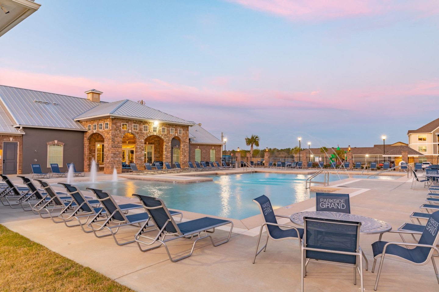Parkside Grand Image 12