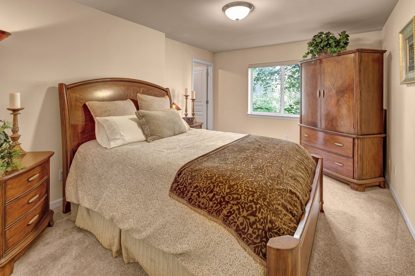 Admirals Cove Image 7