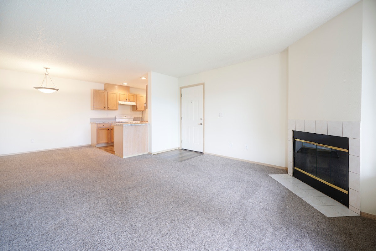 Devonwood and First Place Apartments Image 8
