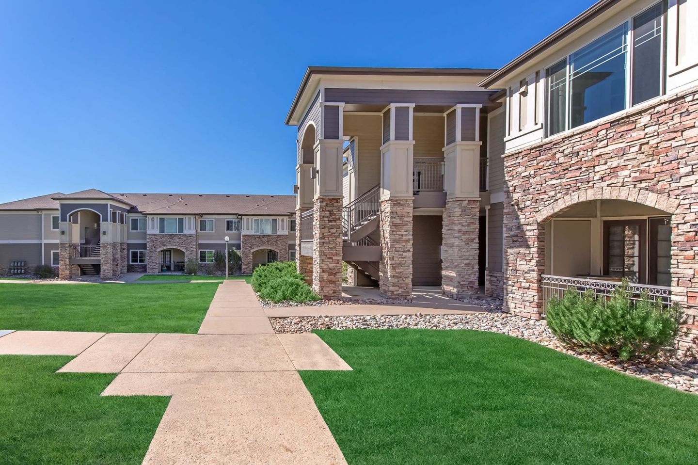 Creekside At Palmer Park Apartments Image 35