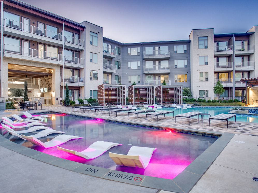 Avalon by AvalonBay West Plano Image 30