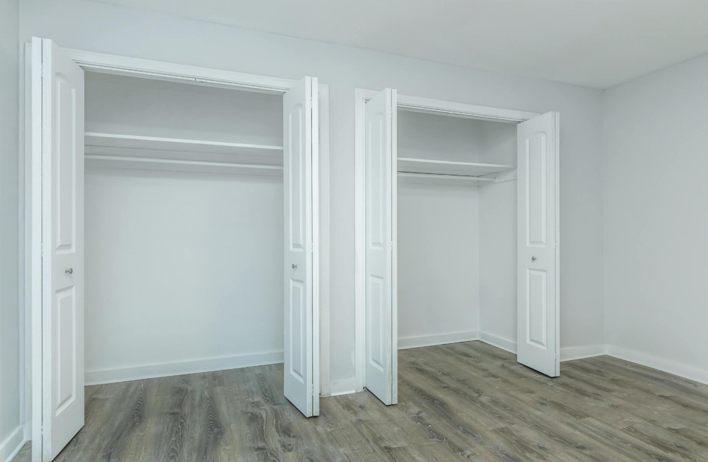 Park Village Apartments Image 19