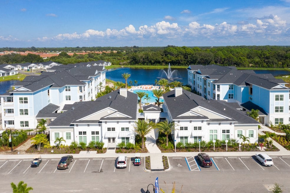 The Floridian Club - Active Adult Housing Image 24