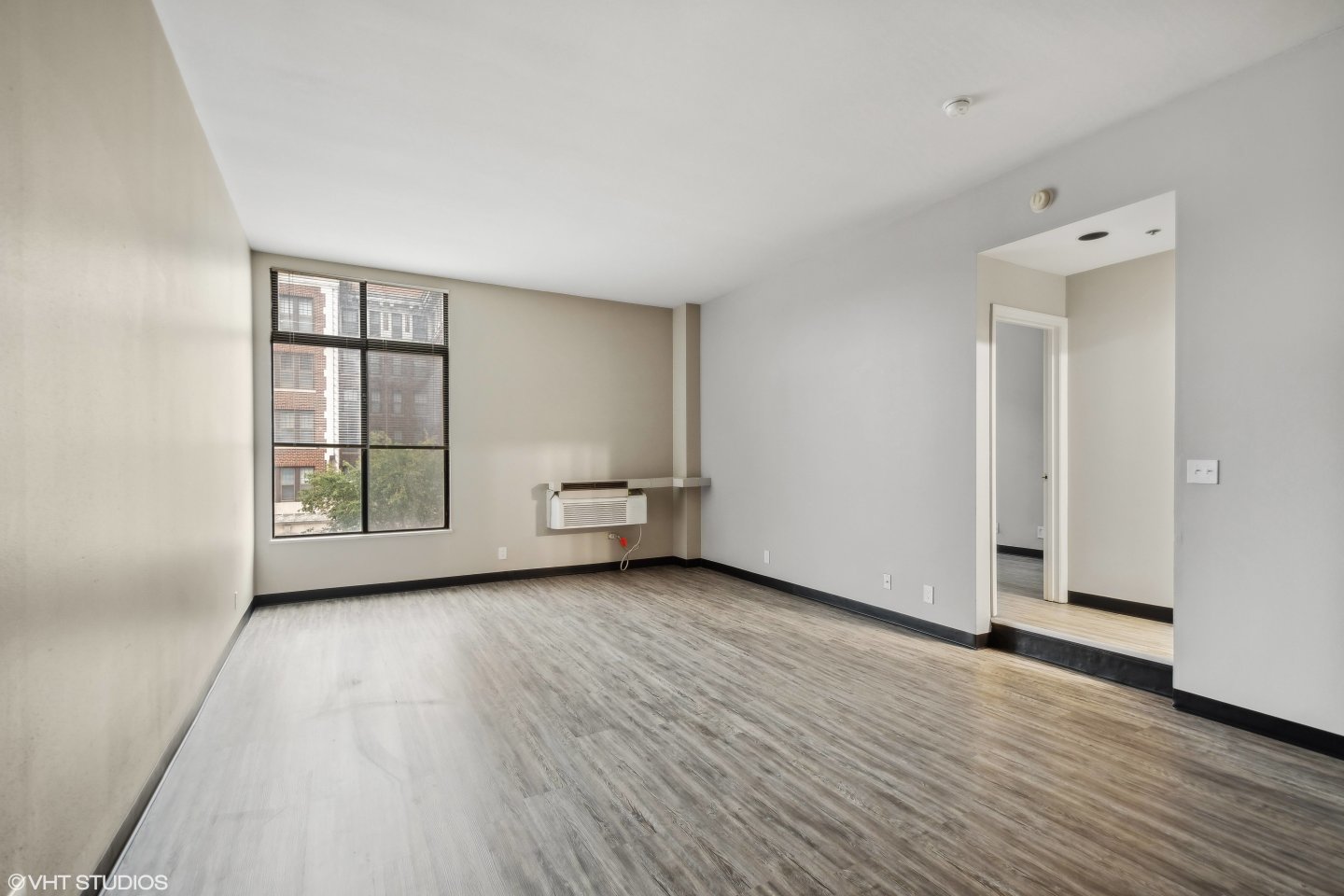 Delmar Loop Image 10