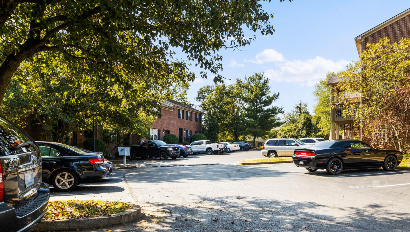 Eagle Creek Townhomes Image 9