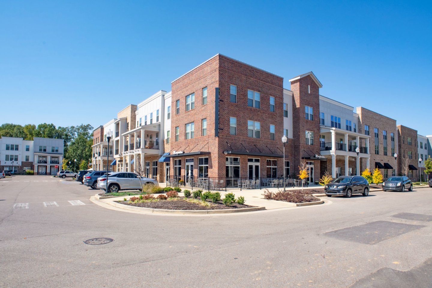 Lakeland Town Square Image 13
