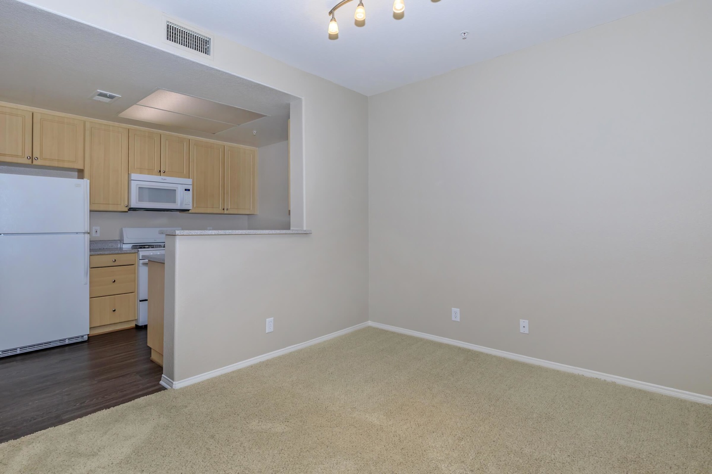 Laurel Glen Apartment Homes Image 24