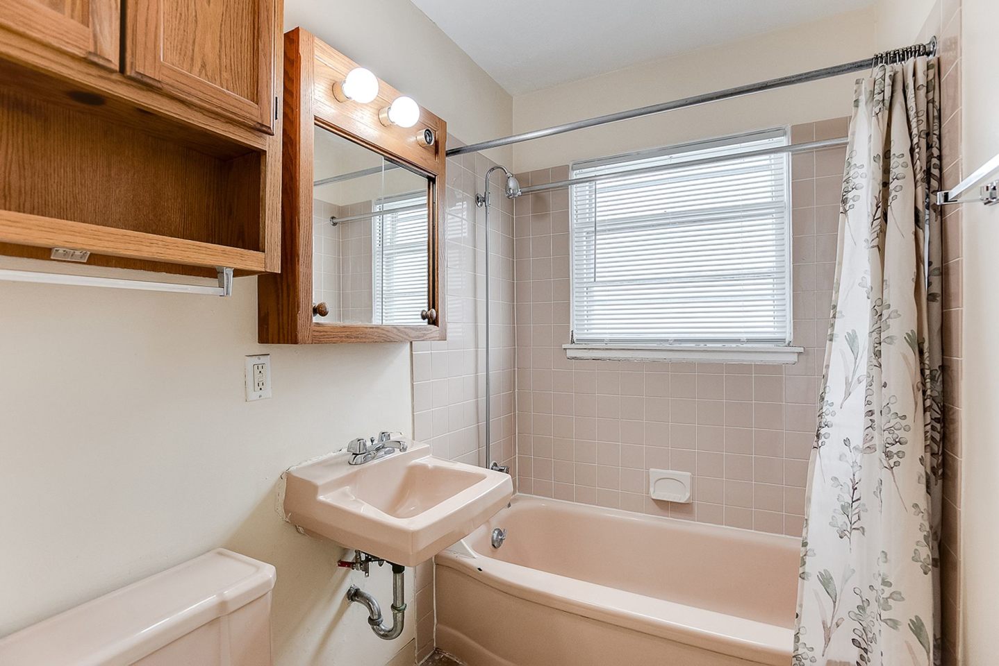 123 West 26th Street Image 16