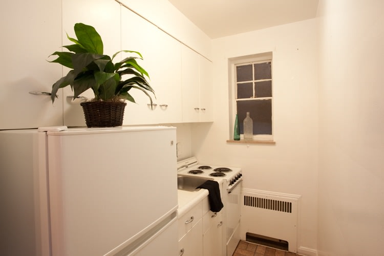 Parkway Manor  Image 13