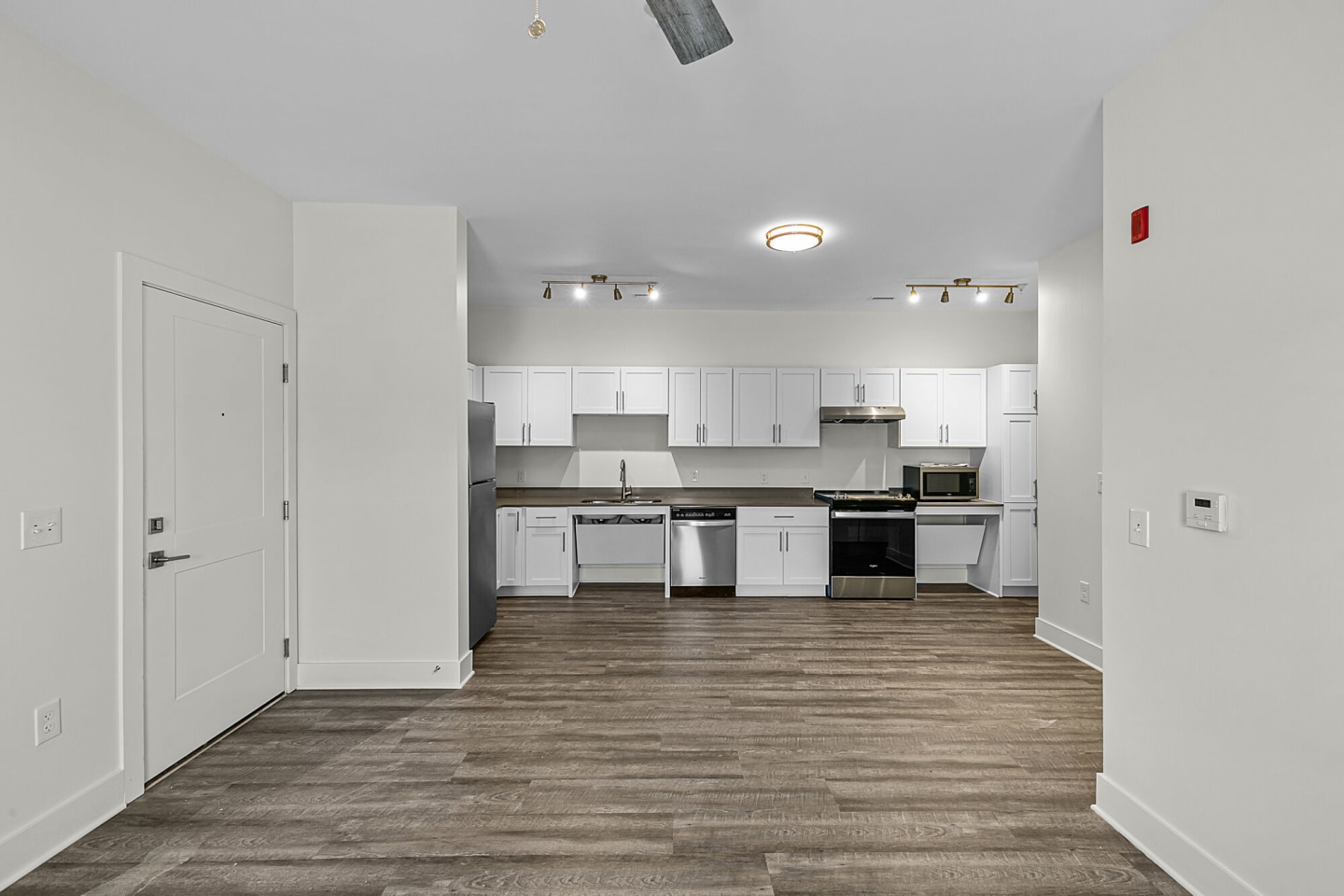 The Apartments at Copper Creek Image 10