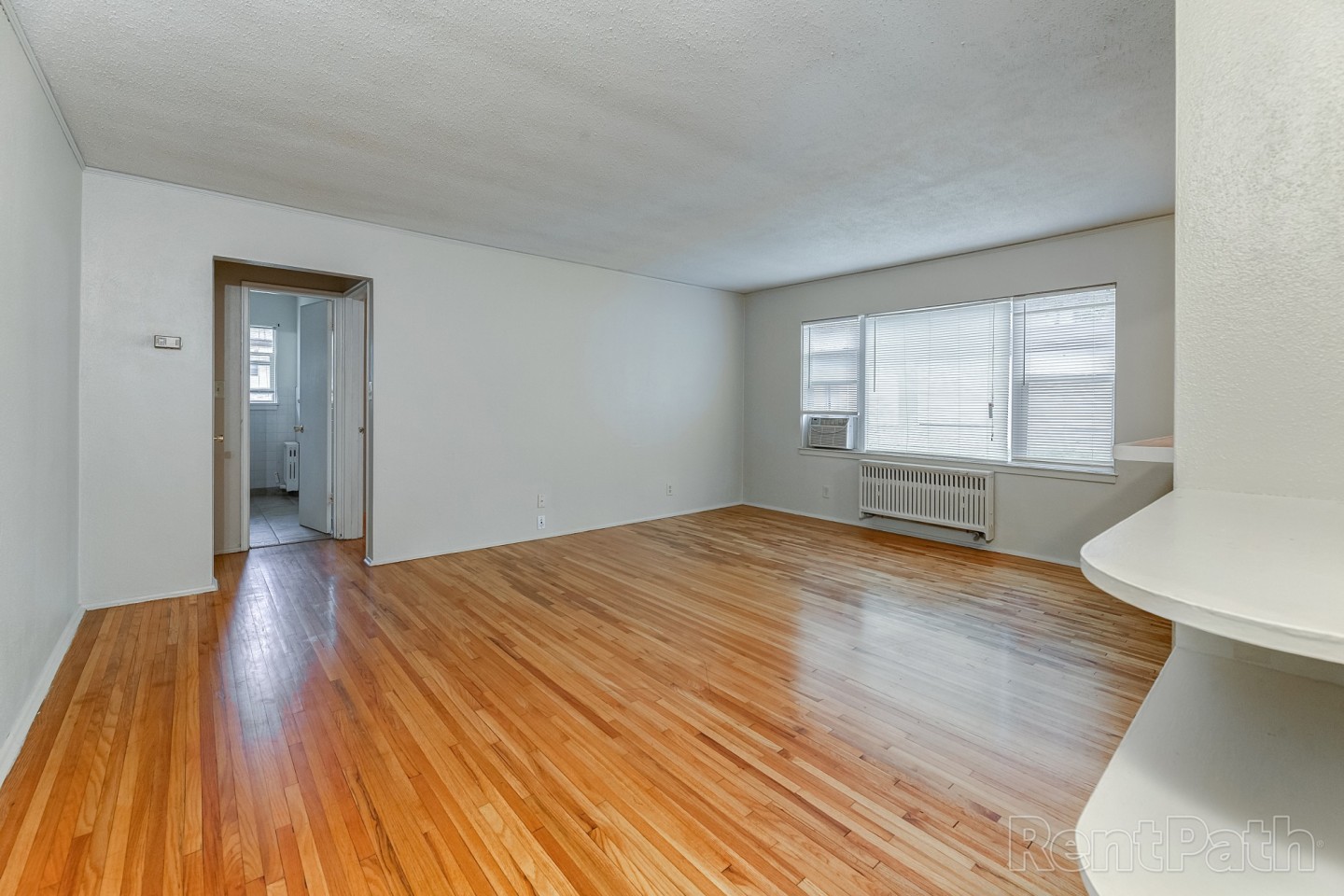 Uptown West Apartments Image 10
