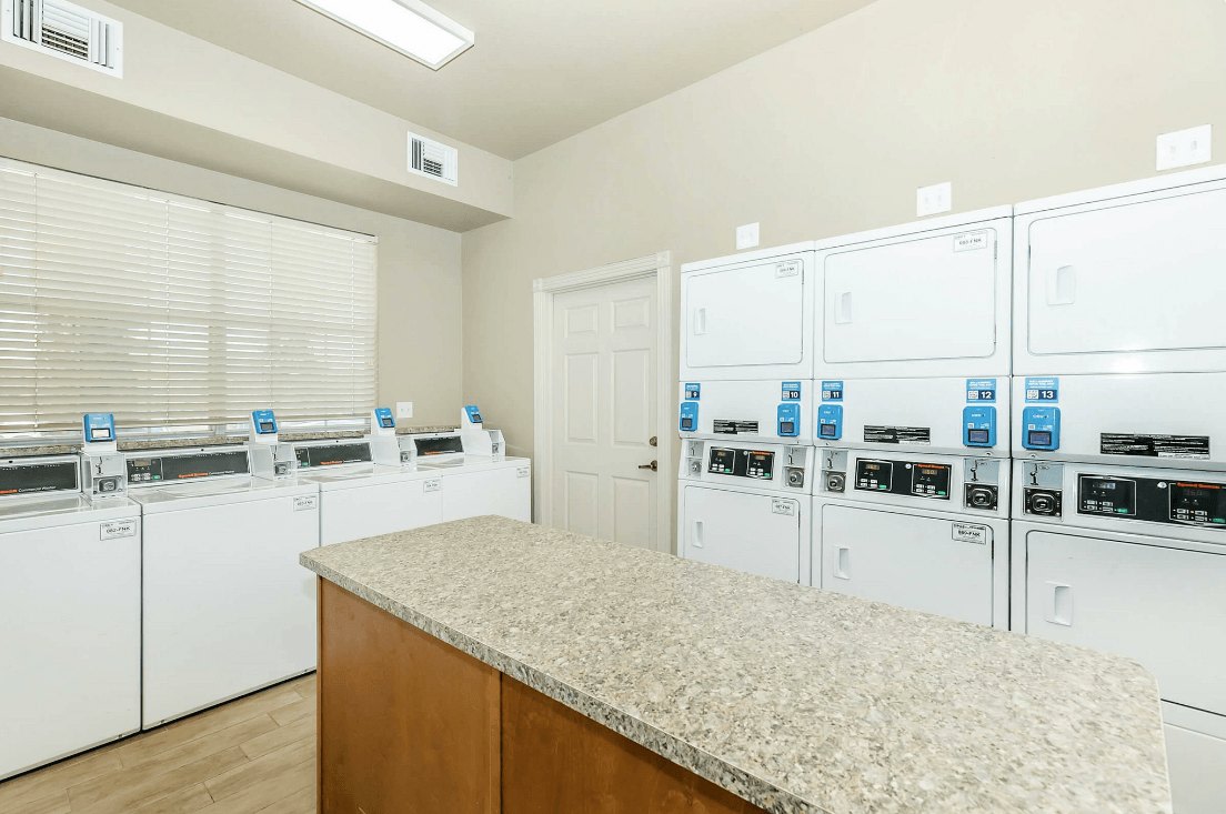 Lifestyles at Los Paseos Apartments Image 7