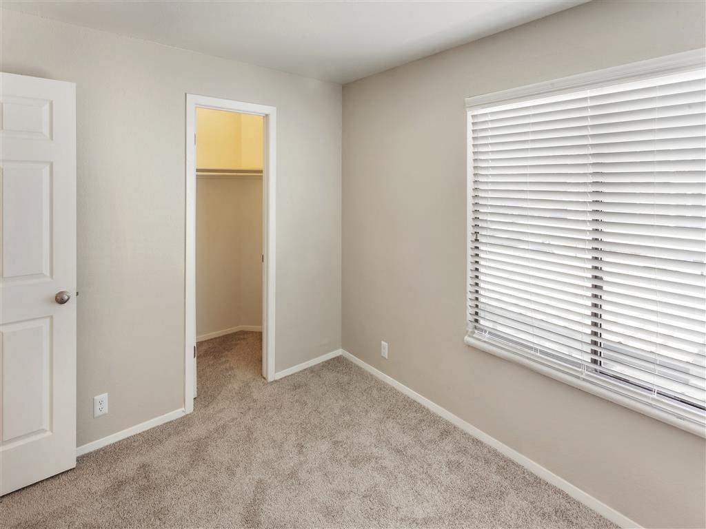 James Pointe Apartments Image 38