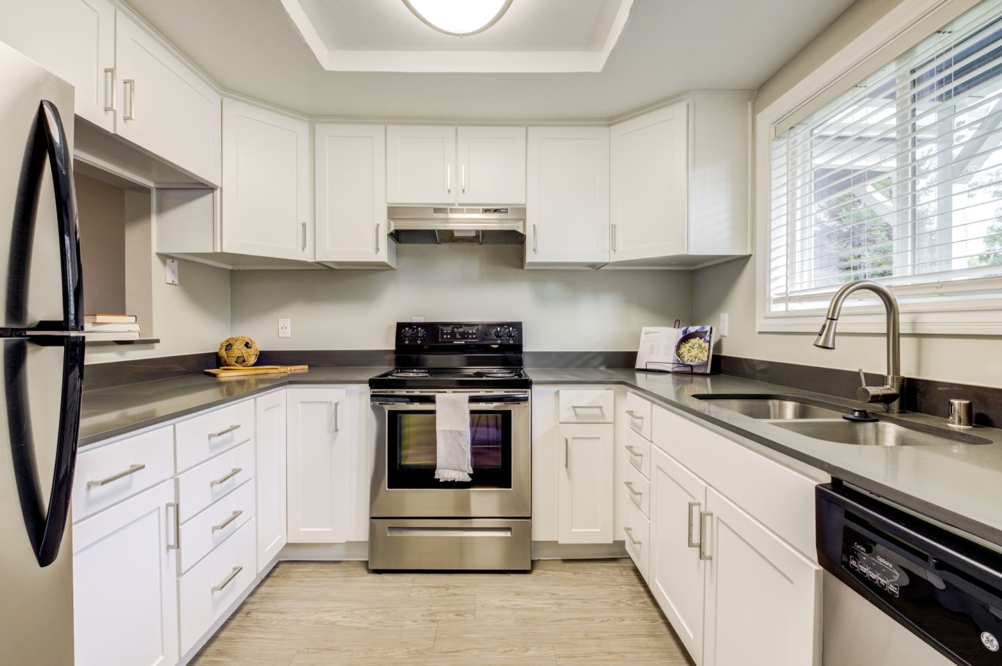 Sixty58 Townhomes Image 3