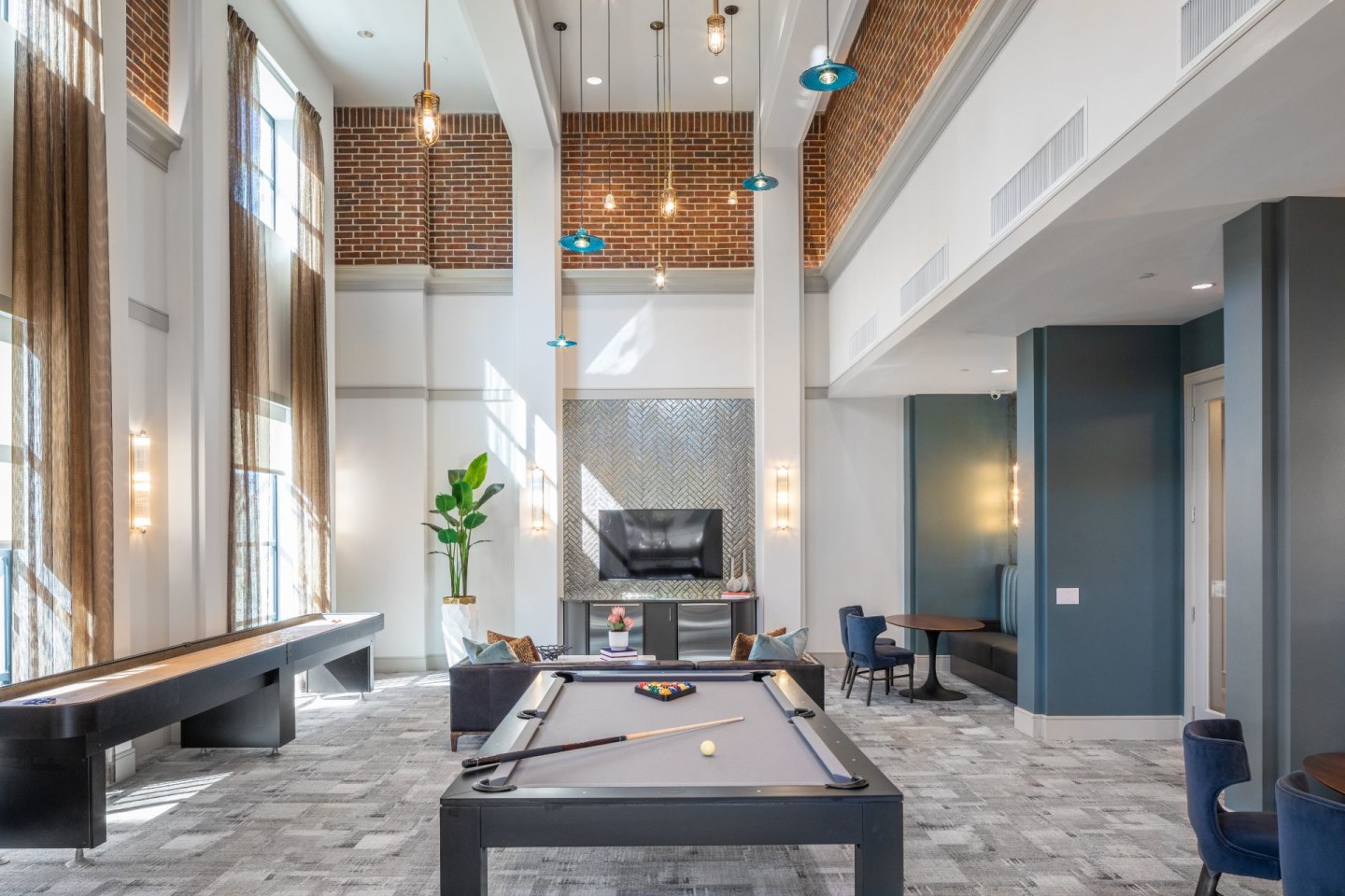 10X living Heights Waterworks Image 5