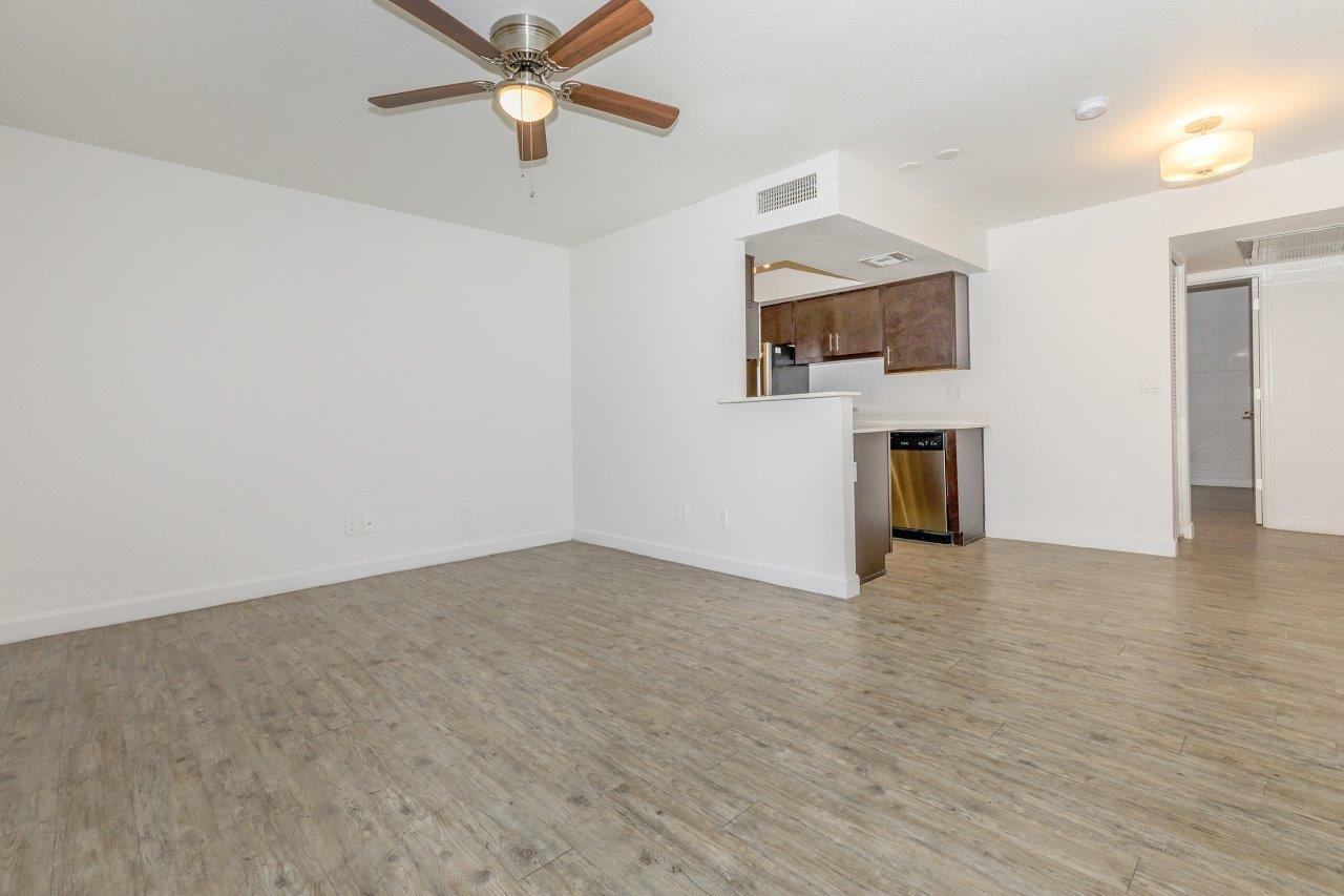 Treehouse Apartments Image 10