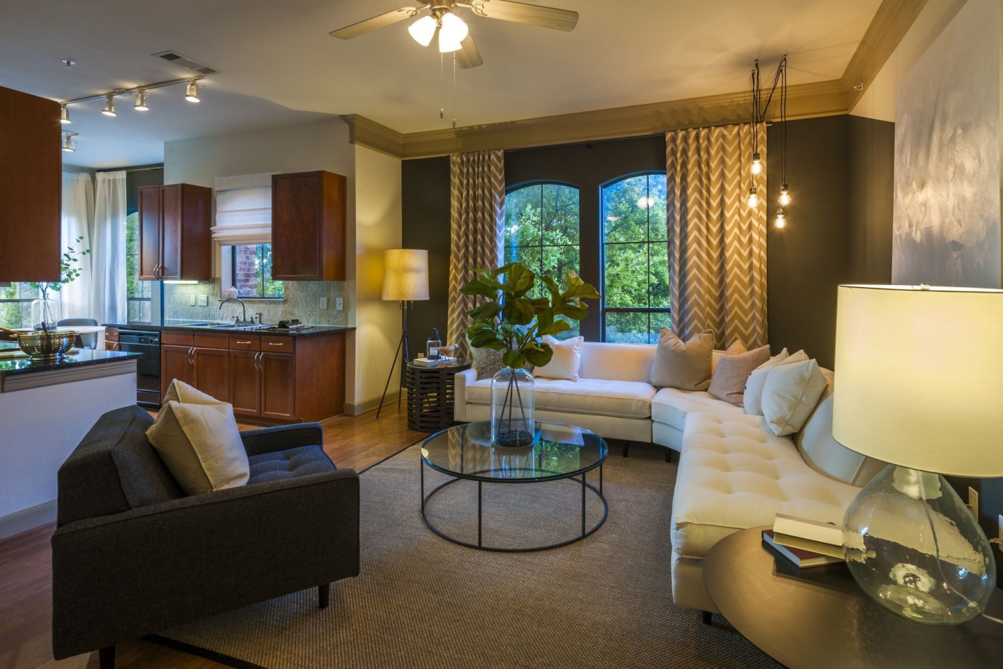 Residences at the Triangle Image 24